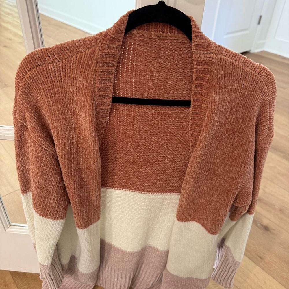 Amazon Women's Colorblock Cardigan size small